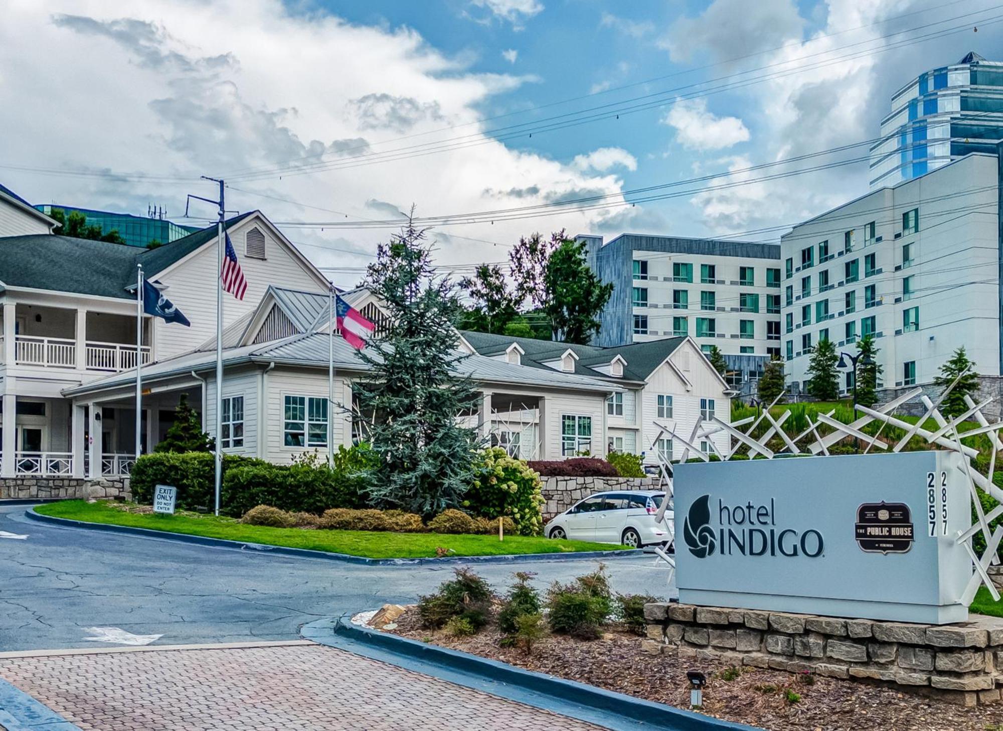 Hotel Indigo Atlanta Vinings By Ihg Smyrna Exterior photo